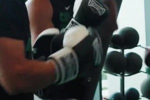 图图也和马祖拉一起练拳击了👊 下赛季绿军的不可惹啊👀