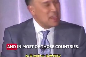 贝弗利：我曾劝库里不能投那么远的篮，但他当时说这就是他的打法